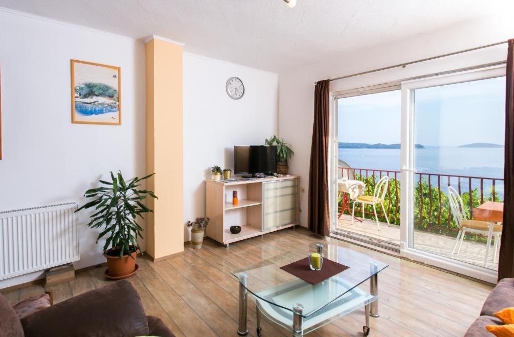 Guest house Fontana 3*