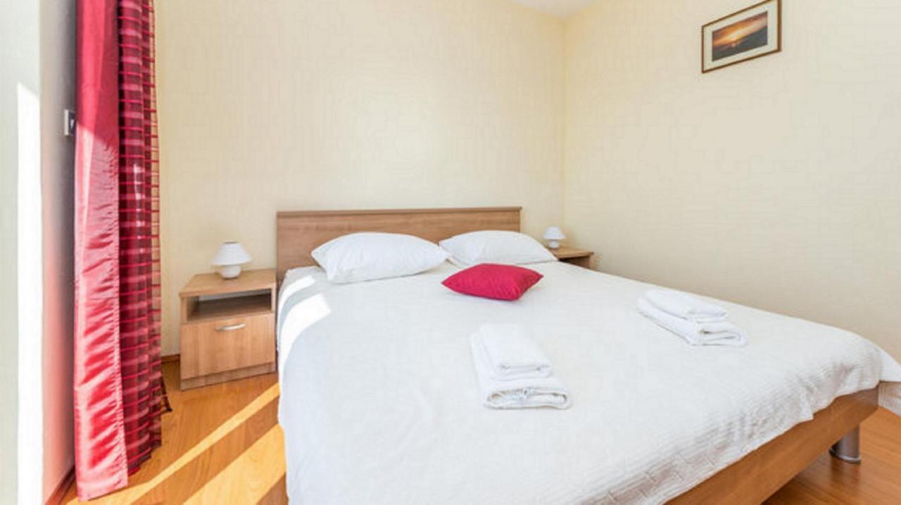 Fontana Guest house